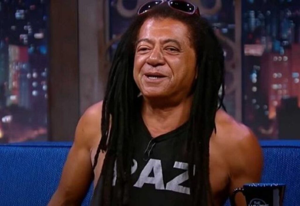 Humorista Gil Brother Away Conhecido Por Programa Na MTV Morre Aos 66