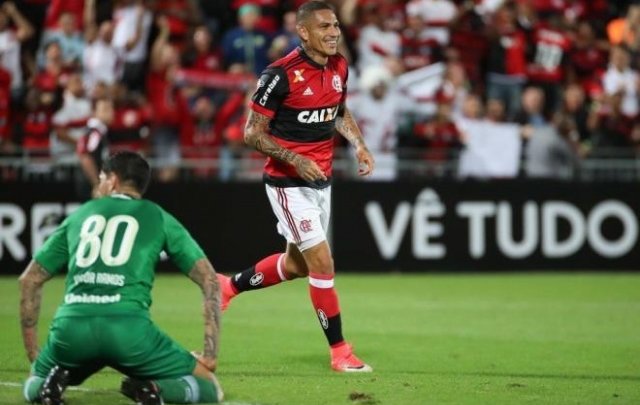 Chapecoense sofre goleada do Flamengo e está em declínio no Brasileirão