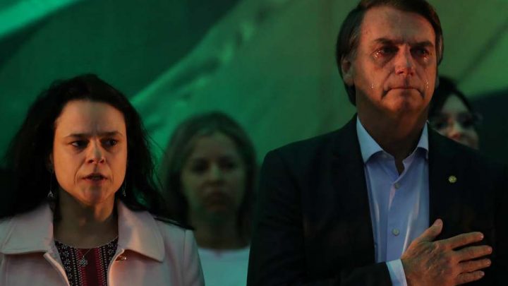 PSL oficializa candidatura de Bolsonaro à Presidência