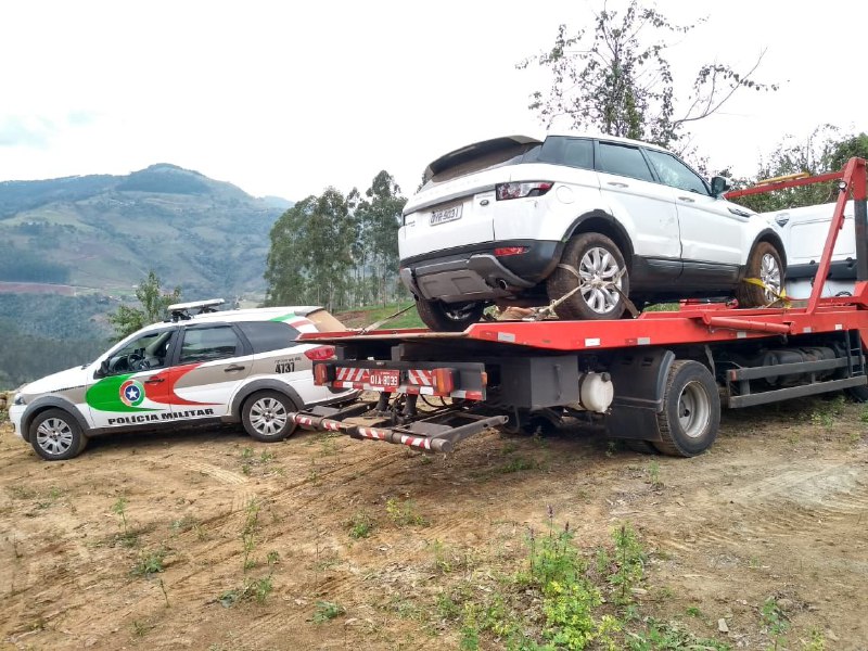 PM recupera em Paial Land Rover Evoque de Chapecó