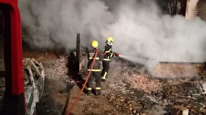 Casa fica totalmente destruída por incêndio em São Lourenço do Oeste