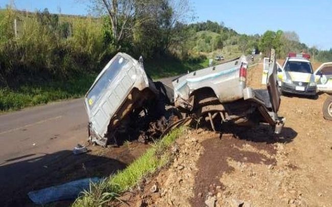 Homem mata namorada a tesouradas e morre em acidente