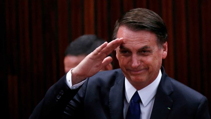 Bolsonaro recebe alta médica e deixa o hospital Albert Einstein