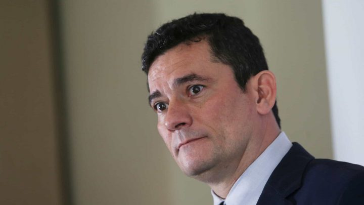 Moro quer agressores de mulheres usando tornozeleiras eletrônicas