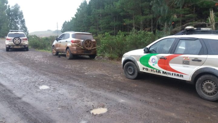 Camionete usada por quadrilha que roubou caixa eletrônico em Faxinal dos Guedes é encontrada