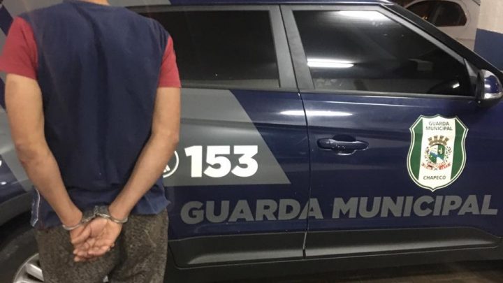 Guarda Municipal de folga prende homem após ele bater em sua ex mulher