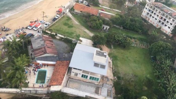 Duas crianças morrem afogadas em piscina de casa abandonada