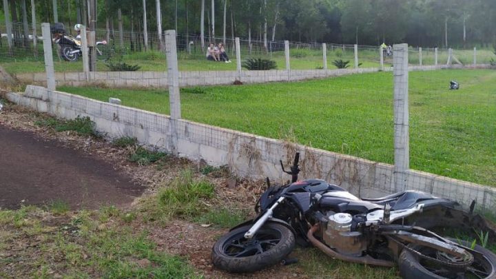 Motociclista morre após sair da pista na SC 386 em Mondaí