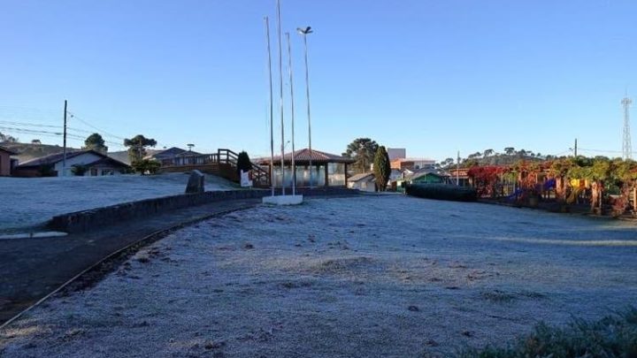 Frente fria derruba as temperaturas em SC