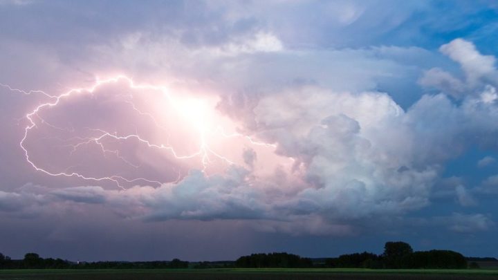 Temporais e chuva de granizo chegam em SC nesta sexta