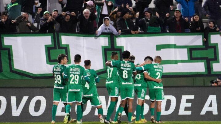 Chapecoense vence Ituano na Arena Condá