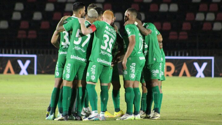 Chapecoense e Botafogo-SP empatam sem gols em Ribeirão Preto