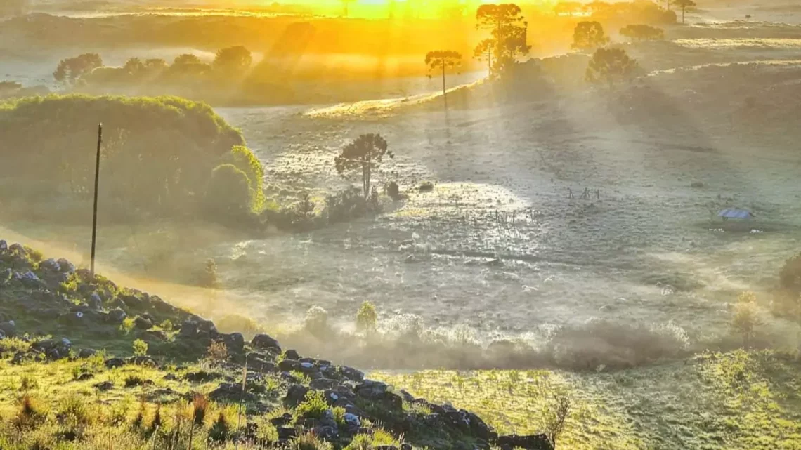 Vai nevar pela primeira vez em 2024? Meteorologia aponta as chances na Serra Catarinense