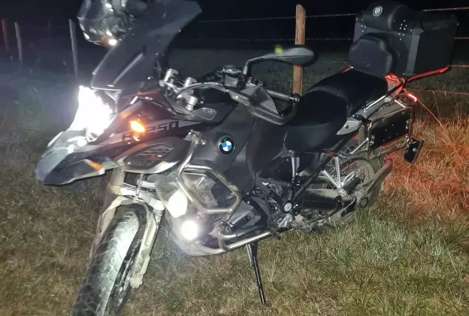 Moto bate contra javali e duas pessoas ficam feridas em Urubici