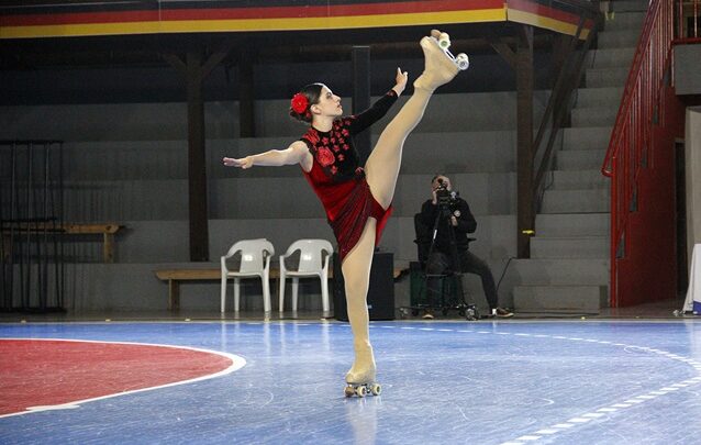 14 atletas da Associação de Patinação Artística Stars representam Chapecó no Campeonato Catarinense