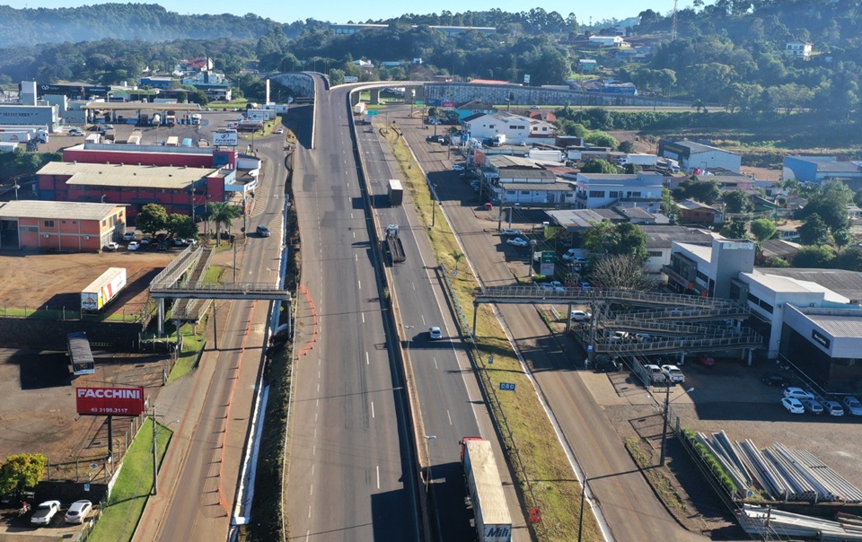 DNIT inicia obra de reabilitação da passarela de pedestres na BR-480/SC, em Chapecó