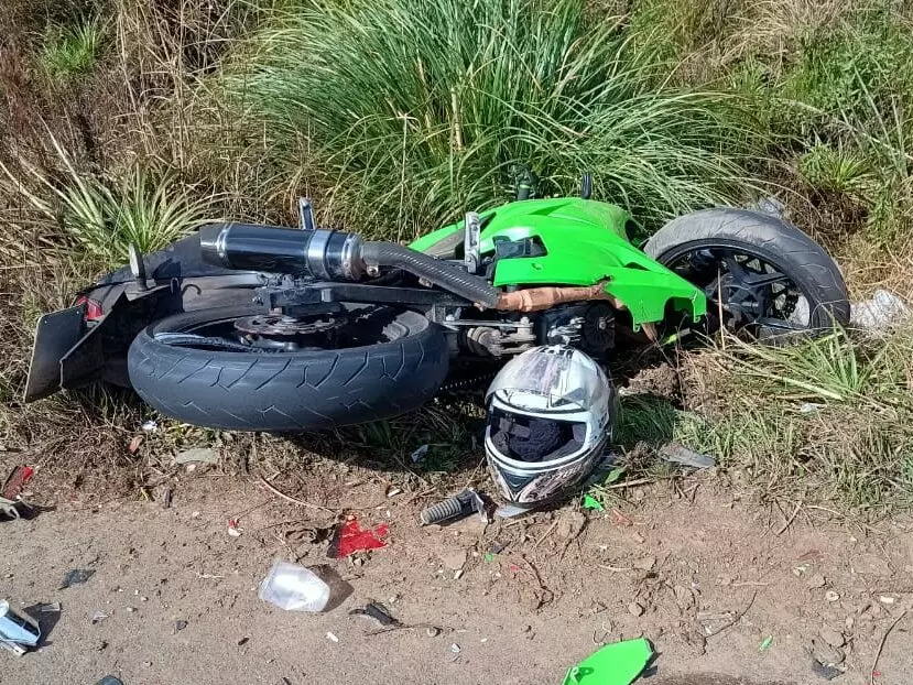 Colisão entre duas motos deixa uma pessoa ferida em São Joaquim