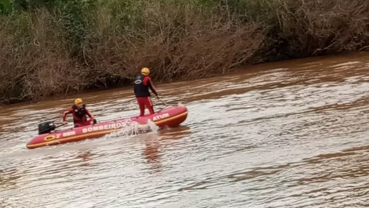 Homem encontrado em rio do Oeste de SC foi assassinado a “socos e pontapés”