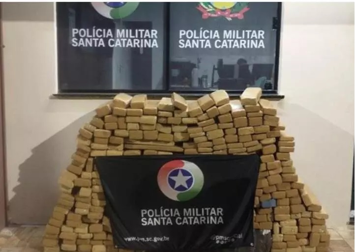 PM apreende 315 kg de maconha no Oeste de Santa Catarina