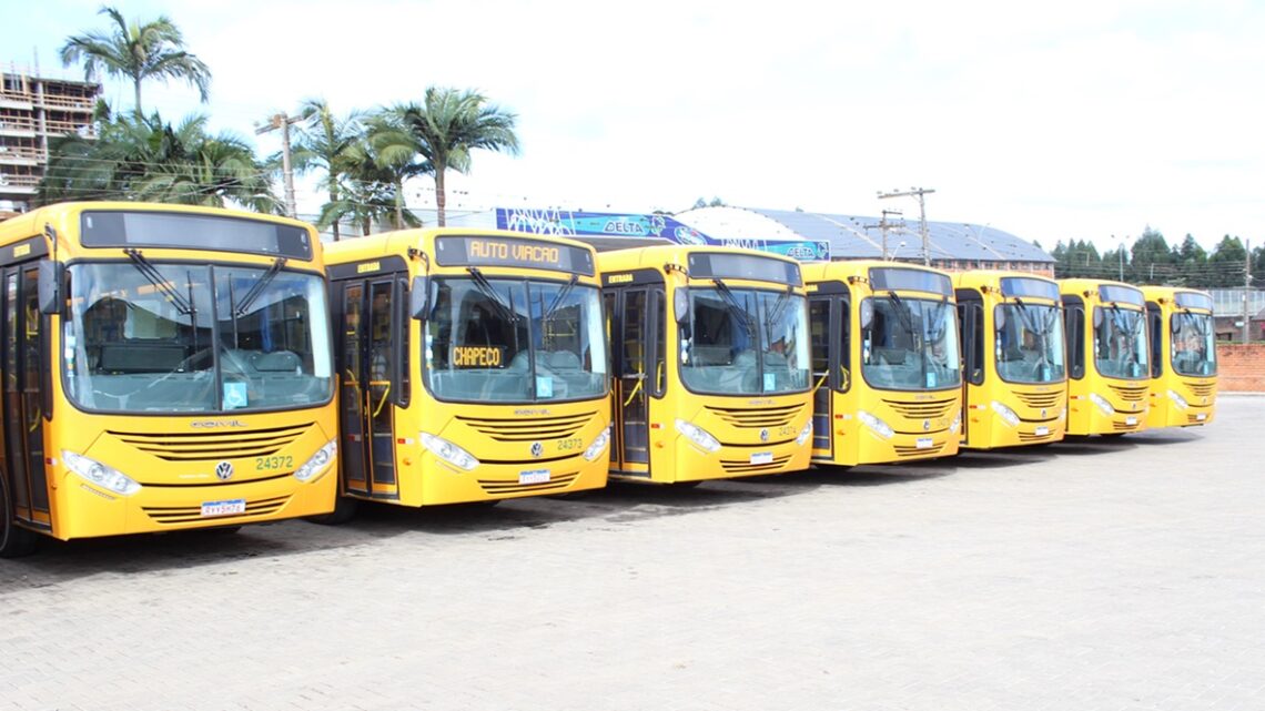 Novos ônibus no transporte coletivo urbano de Chapecó são entregues