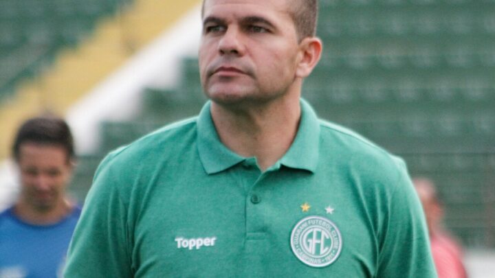 Umberto Louzer não é mais técnico da Chapecoense