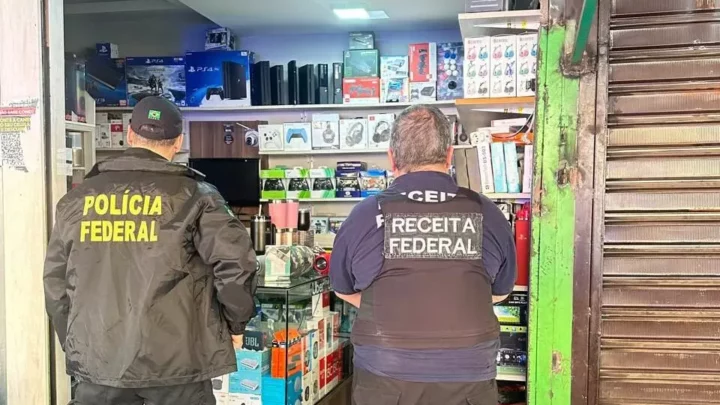 Polícia Federal realiza operação de combate ao contrabando de produtos eletrônicos no Oeste de SC