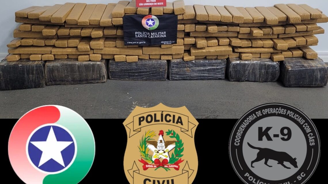 Motorista tenta fugir, colide carro e acaba preso com 270 kg de maconha no Oeste