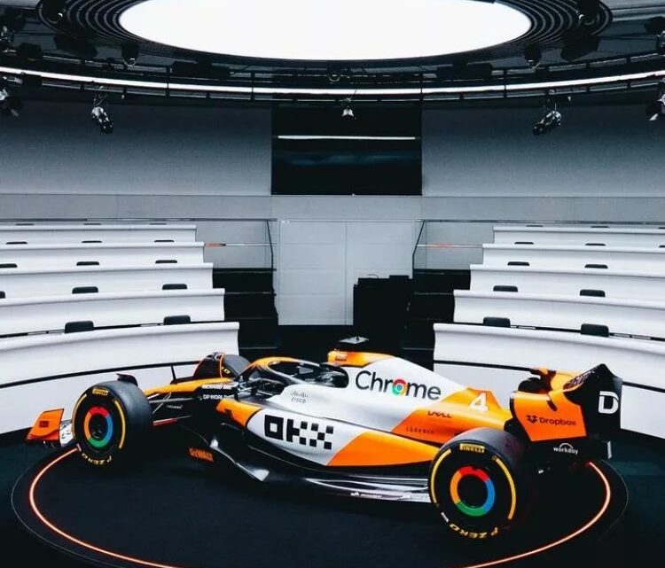 McLaren troca pintura do carro para homenagear Ayrton Senna; confira