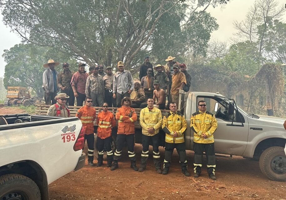 Em meio ao combate às chamas no Mato Grosso, bombeiros catarinenses resgatam grupo de brigadistas