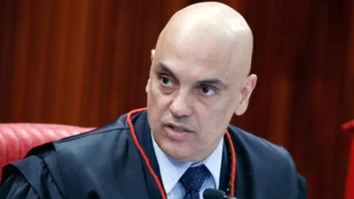 Abaixo-assinado pelo impeachment de Moraes bate 1,3 milhão de apoiadores