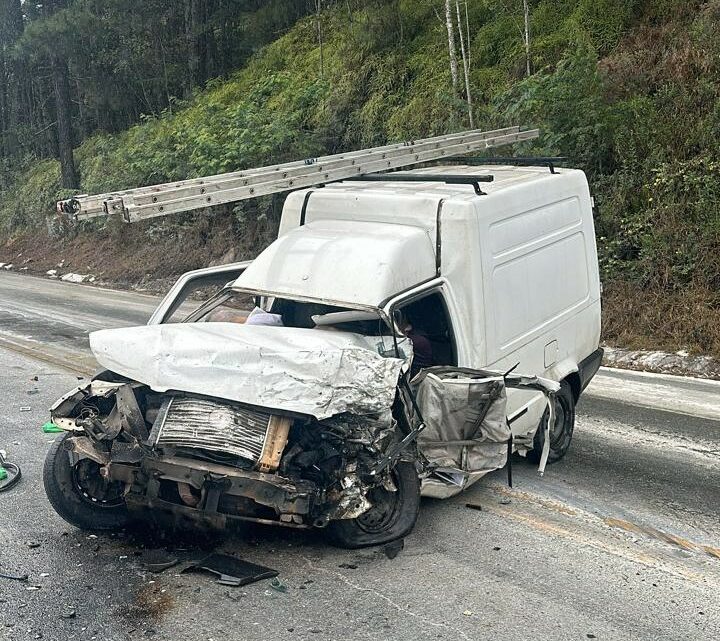 Ambulância de Chapecó se envolve em acidente com feridos na BR-282