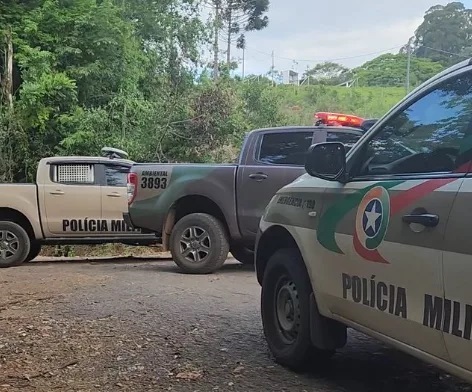 Jovem de 18 anos é preso após furto de veículo em Campo Erê