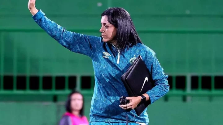 Chapecoense tem primeira mulher em sua comissão técnica