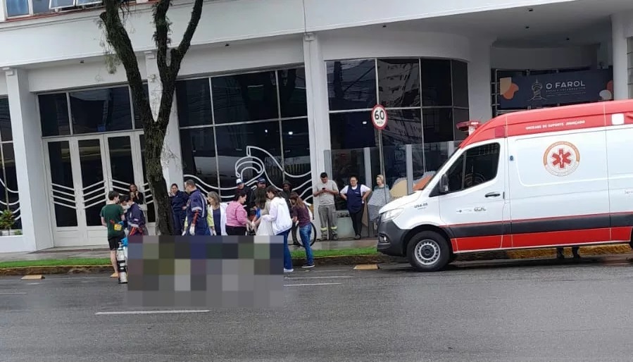 Idosa morre após acidente com ônibus em Joinville