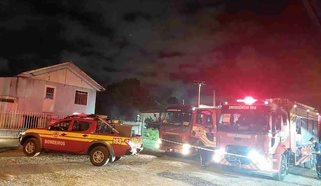 Idoso morre carbonizado em incêndio que destruiu casa em Lages