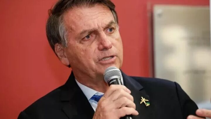 Mesmo inelegível, Bolsonaro diz que será candidato à presidência em 2026