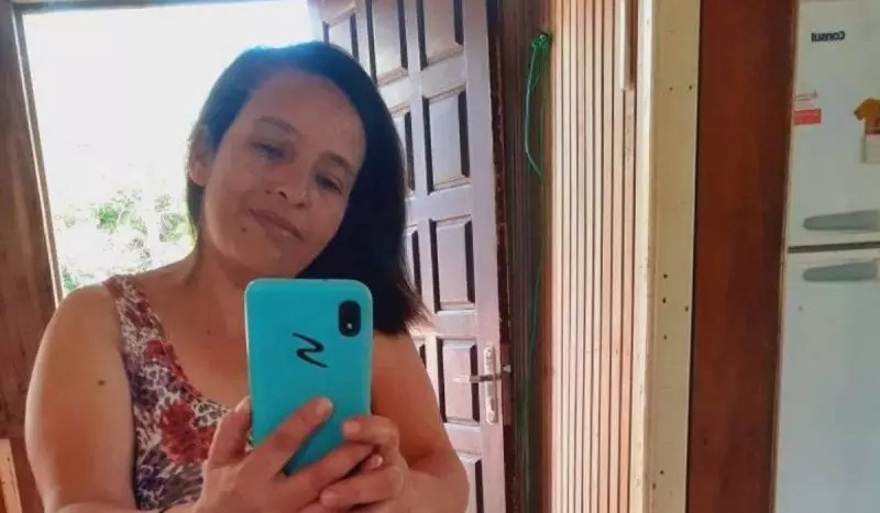 Mulher mata a facadas ‘amiga’ e alega estar possuída em SC