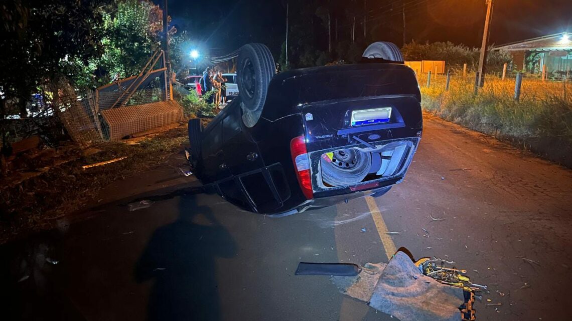 Homem morre ao colidir veículo contra muro de residência em Chapecó