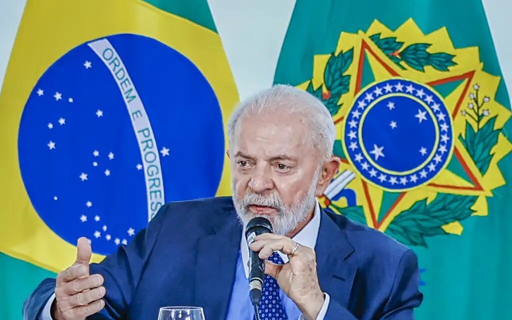 Novo salário de Lula e dos ministros do STF equivale a 30,55 mínimos