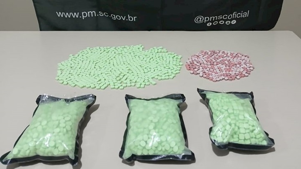 Mais de 3.900 comprimidos de ecstasy são apreendidos em Araranguá