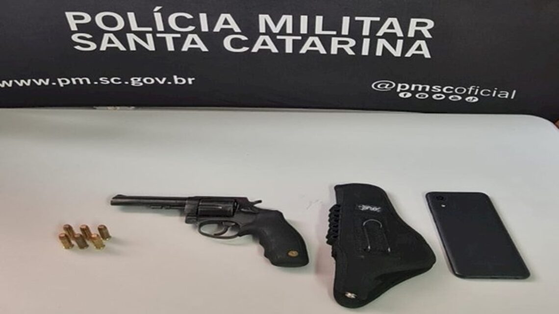 PM prende homem por posse irregular de arma de fogo e munições em Xaxim