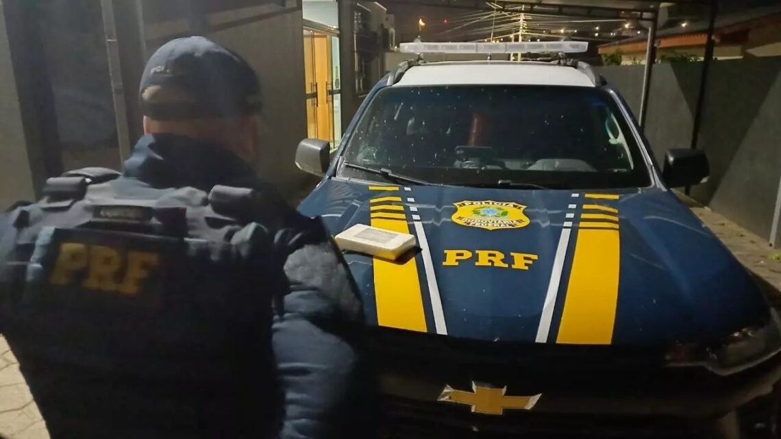 Perseguição policial termina com prisão por tráfico de drogas na Serra