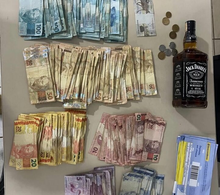 Jovem é presa em flagrante após furtar mais de R$ 16 mil em posto de combustível em Chapecó